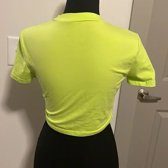 Honey graphic cutoff tee - Picture 4 of 5